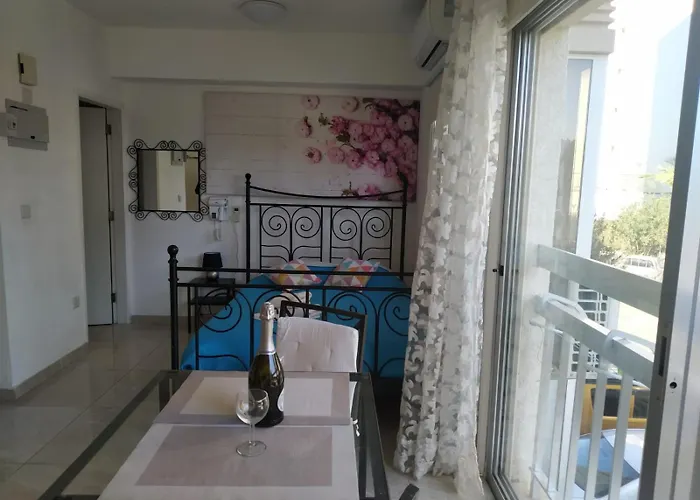 Stelia's Seagate Apt. Apartmán *